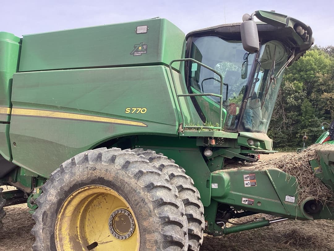 Image of John Deere S770 Primary image