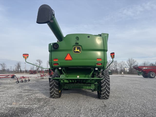 Image of John Deere S770 equipment image 4