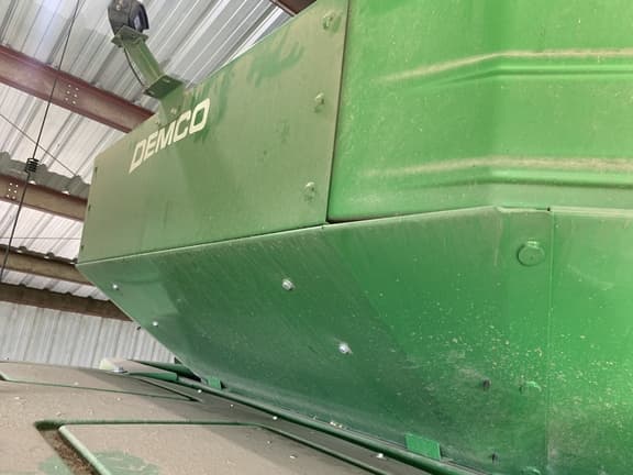 Image of John Deere S770 equipment image 1
