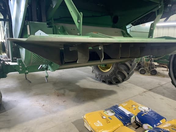 Image of John Deere S770 equipment image 3