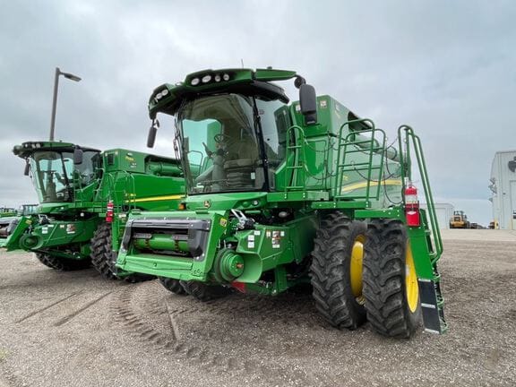 Main image John Deere S770