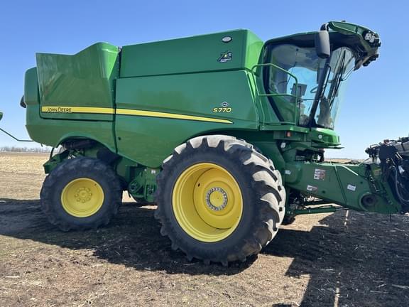 Image of John Deere S770 Primary image