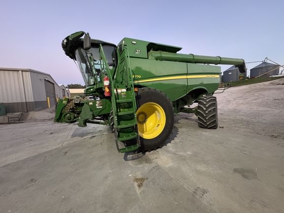 2022 John Deere S770 Equipment Image0