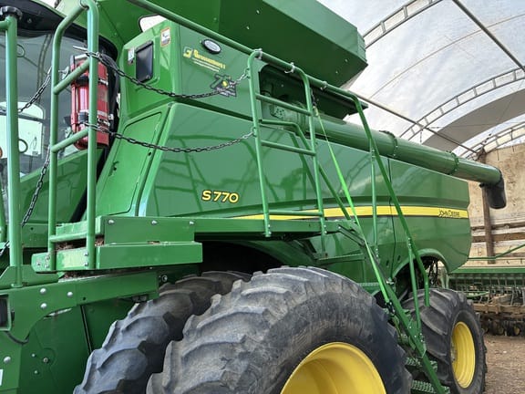 2022 John Deere S770 Equipment Image0