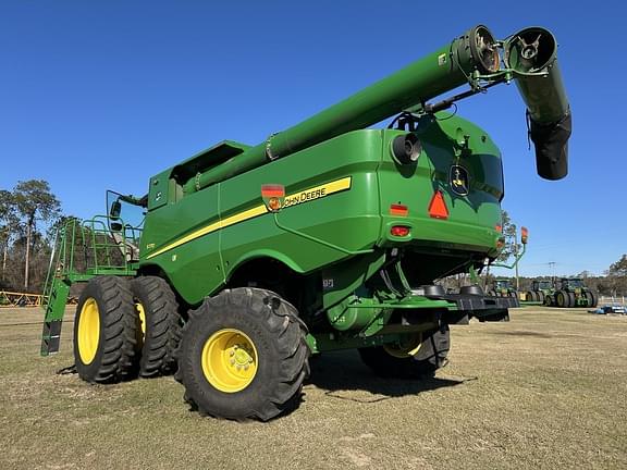 Image of John Deere S770 equipment image 4