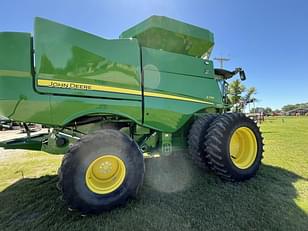 Main image John Deere S770 12