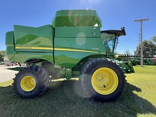 Main image John Deere S770 13