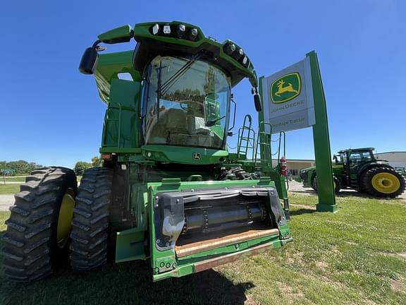 Image of John Deere S770 equipment image 1