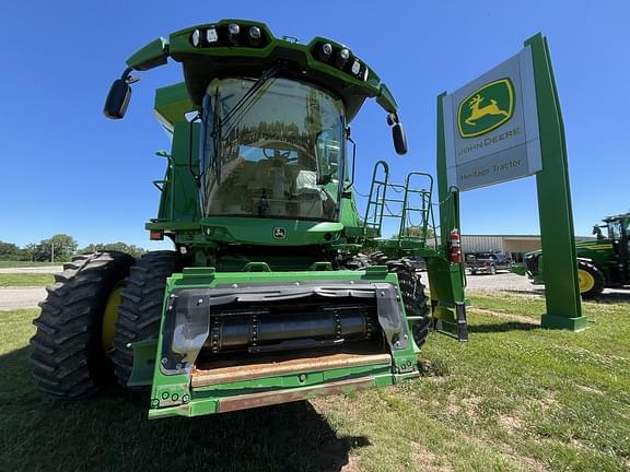 Image of John Deere S770 equipment image 2