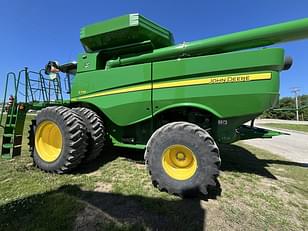 Main image John Deere S770 6