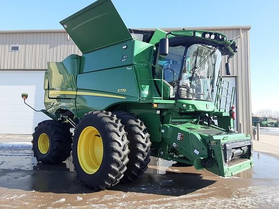 Image of John Deere S770 Primary image