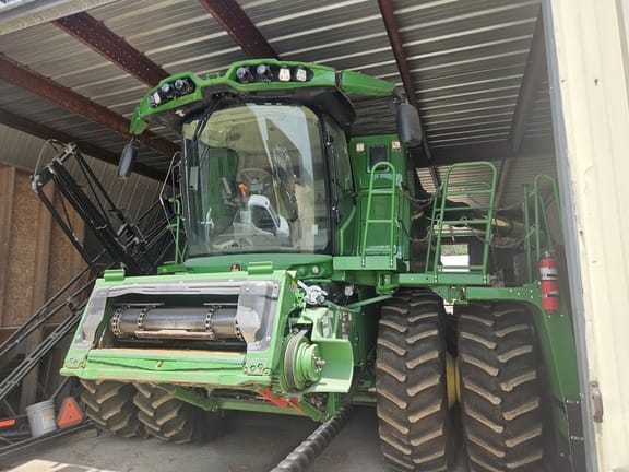 2022 John Deere S770 Equipment Image0