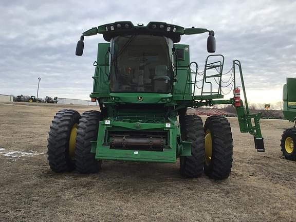 Image of John Deere S770 equipment image 1