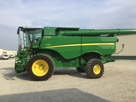 Image of John Deere S770 equipment image 2