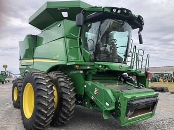 Main image John Deere S770