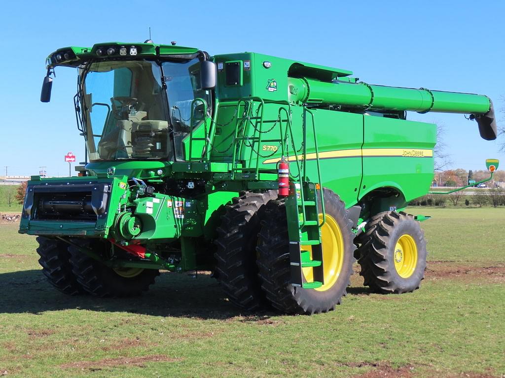 Image of John Deere S770 Primary image