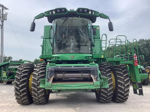 Image of John Deere S770 equipment image 4