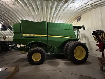 Main image John Deere S770