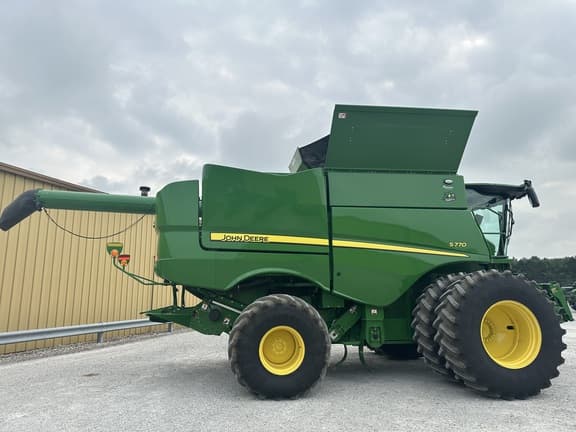 Image of John Deere S770 equipment image 2
