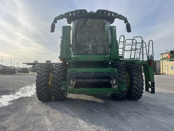 Image of John Deere S770 equipment image 3