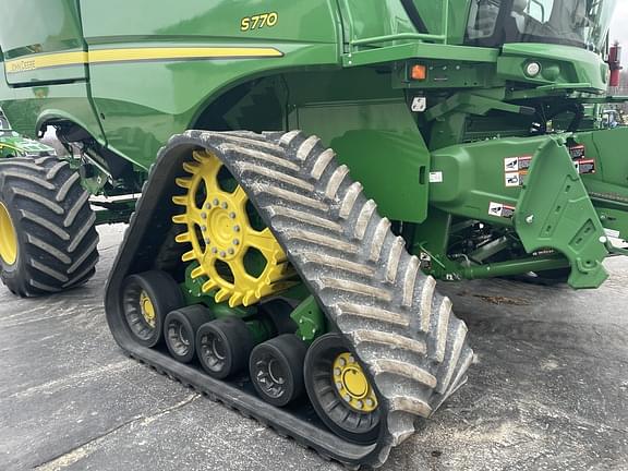 Thumbnail image John Deere S770 13