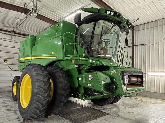 Image of John Deere S770 Primary image