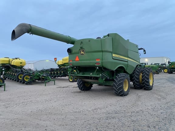 Image of John Deere S770 equipment image 3