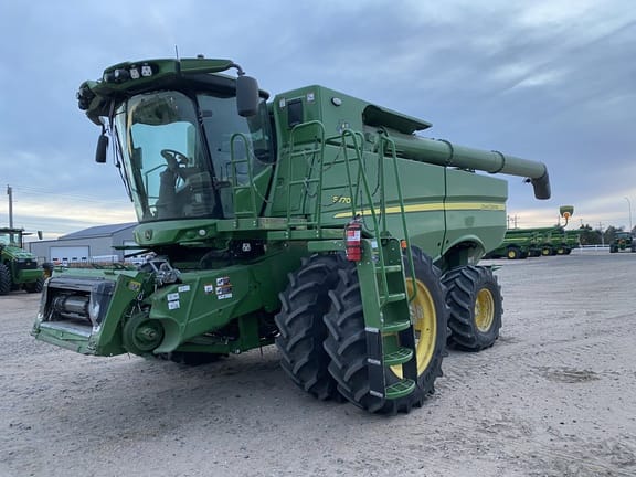 2022 John Deere S770 Equipment Image0