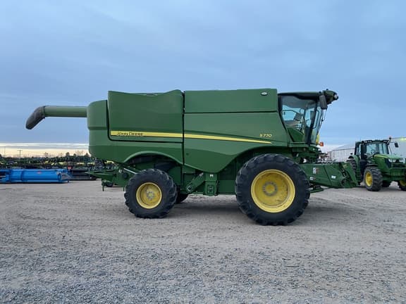 Image of John Deere S770 equipment image 2