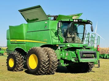 Main image John Deere S770