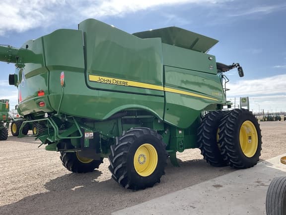Image of John Deere S770 equipment image 3