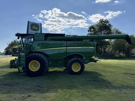 Image of John Deere S770 equipment image 4