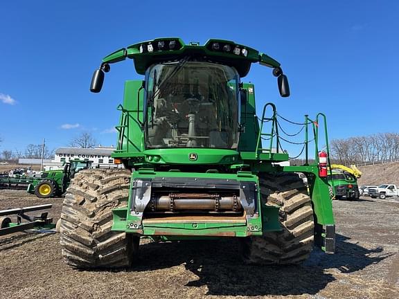 Image of John Deere S770 equipment image 2