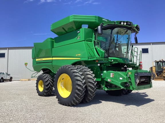 Main image John Deere S770