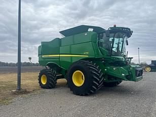 Main image John Deere S770 0