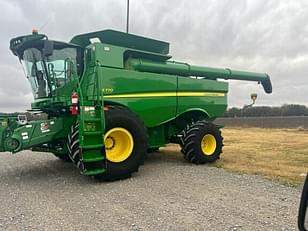 Main image John Deere S770 5