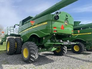 Main image John Deere S770 34