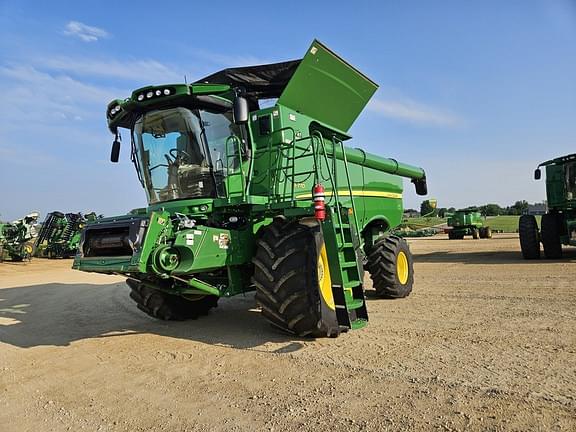 Image of John Deere S770 equipment image 2