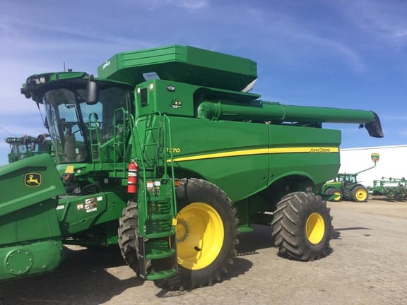 Main image John Deere S770