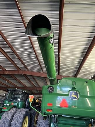 Image of John Deere S770 equipment image 3