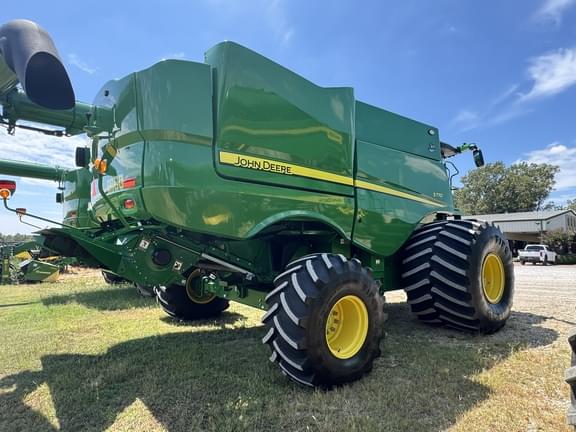 Image of John Deere S770 equipment image 4