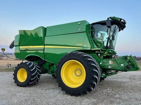 Main image John Deere S770