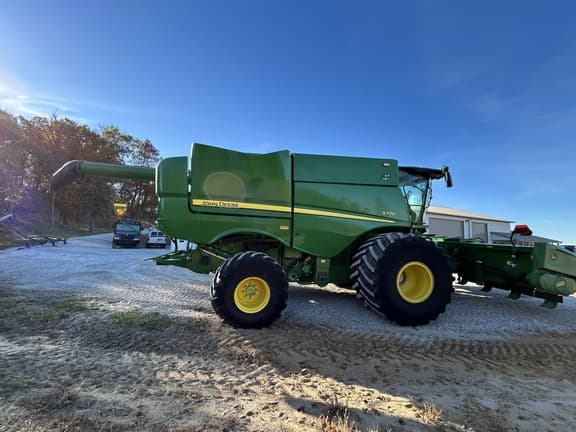 Image of John Deere S770 equipment image 4