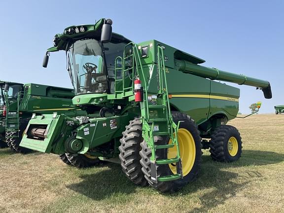 Image of John Deere S770 Primary image