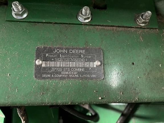 Image of John Deere S770 equipment image 2