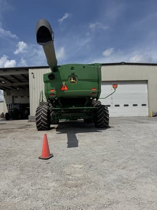 Image of John Deere S770 equipment image 3