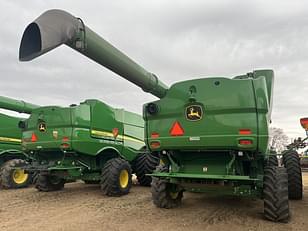 Main image John Deere S770 6