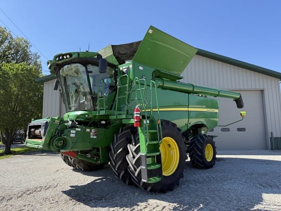 2022 John Deere S770 Equipment Image0