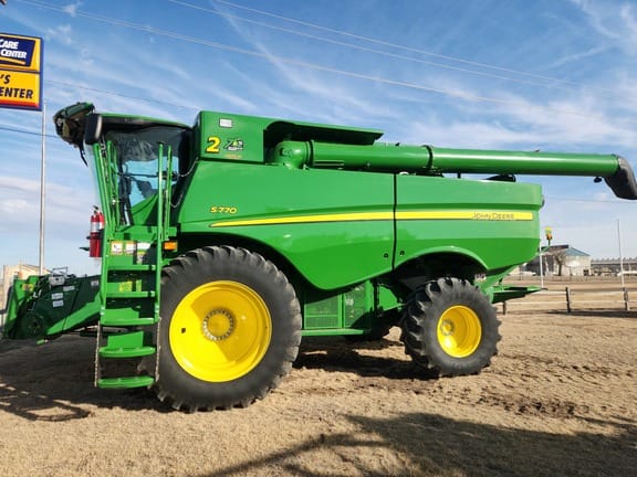 Main image John Deere S770
