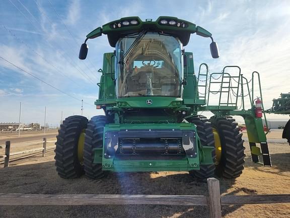 Image of John Deere S770 equipment image 2